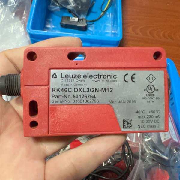 咨询德国劳易测LEUZE光电传感器RK46C.DXL3/2N议价