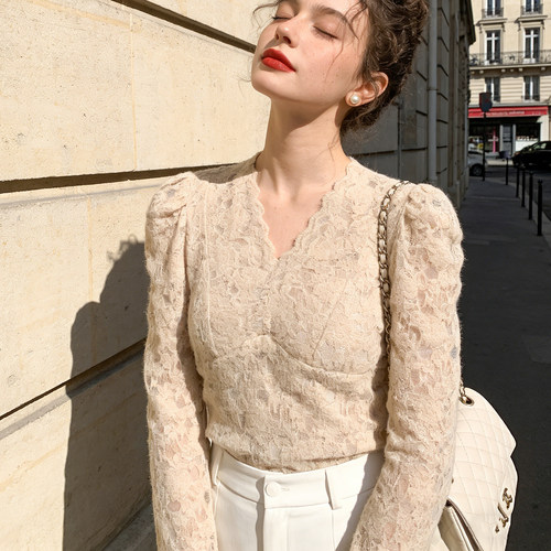 毛绒绒~带胸垫~法式蕾丝衫女春夏