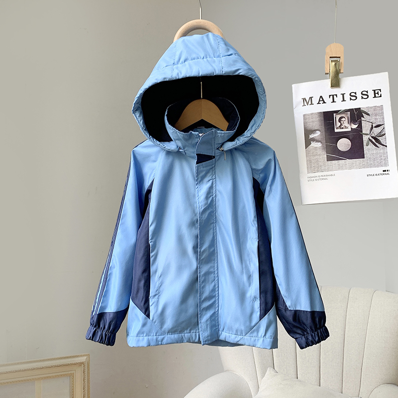 男女童装/装运动外套/连帽茄克