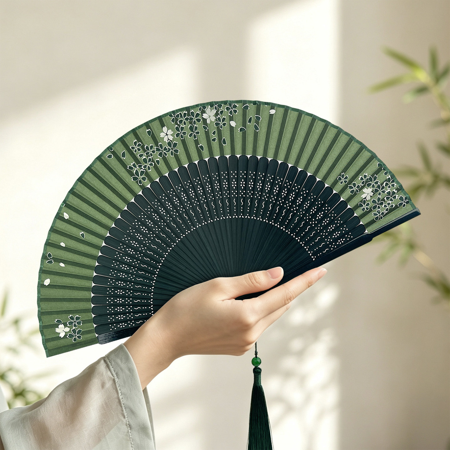 扇子夏天便携古风绿色折扇女式随身古典中国风汉服旗袍折叠小扇子