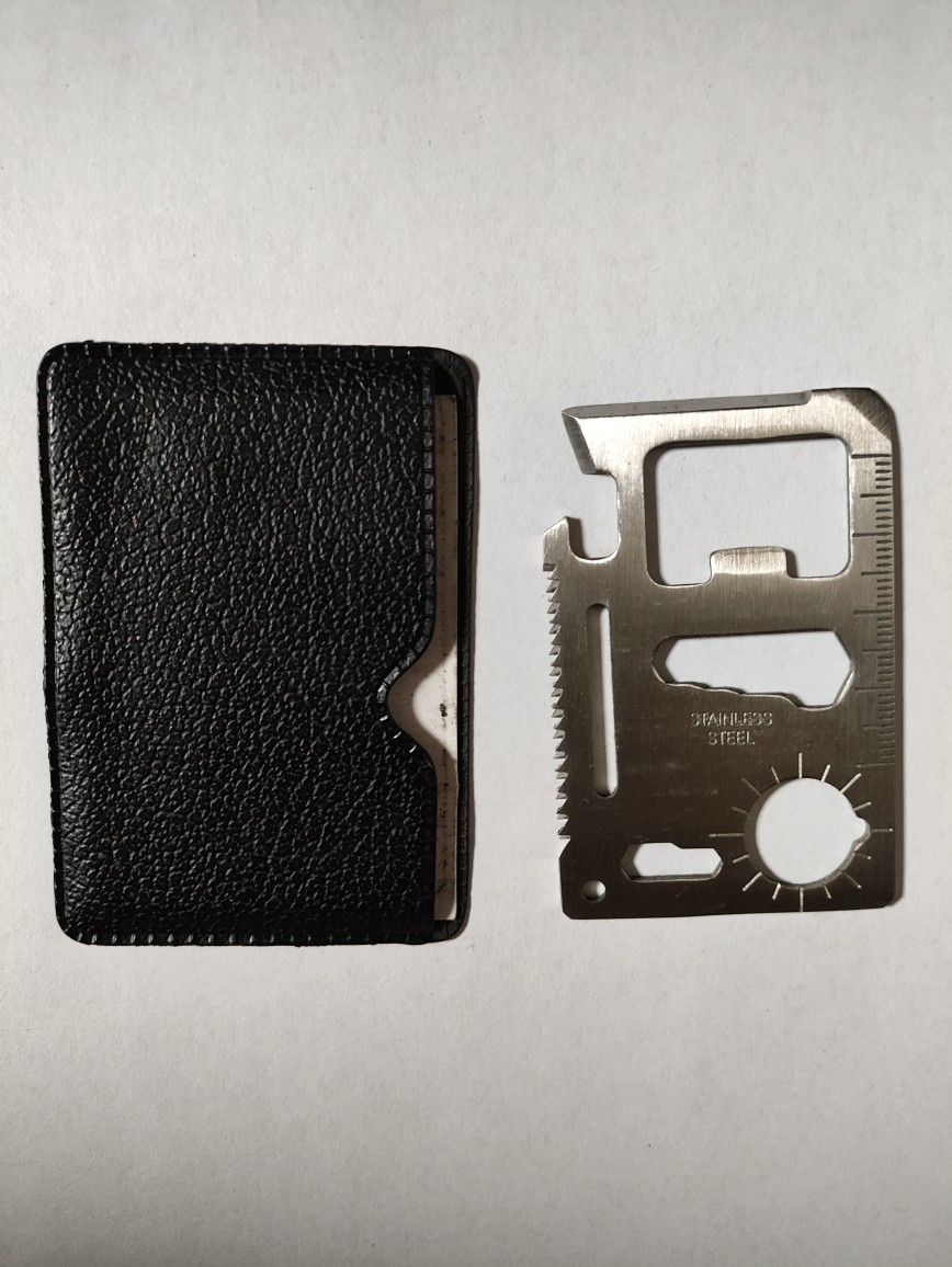 多功能便携工具卡