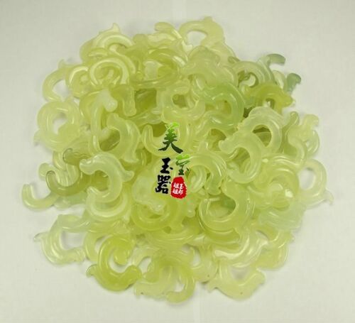 天然挂件玉猪龙包邮