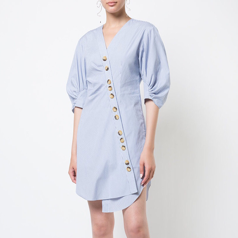 galeri chic原创定制18春夏新品蓝白条纹不对称衬衫式连衣裙