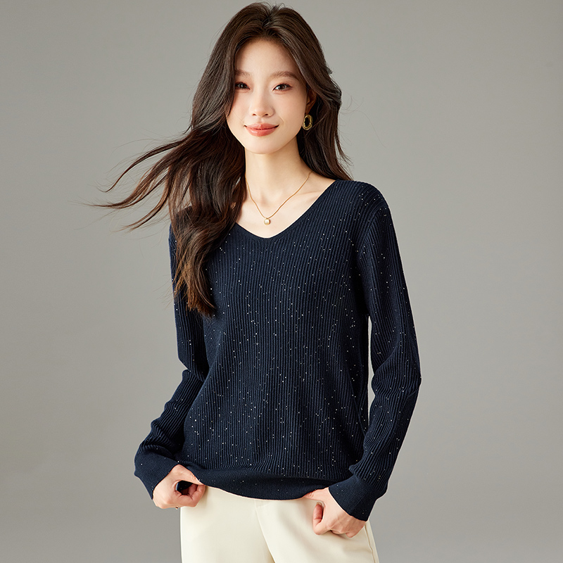 甜酷风 V 领毛衣女秋冬新款粗线针织宽松外穿显瘦个性上衣