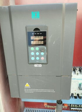 金田变频器 型号(TYPE):JTE320 H0370G3议价产品