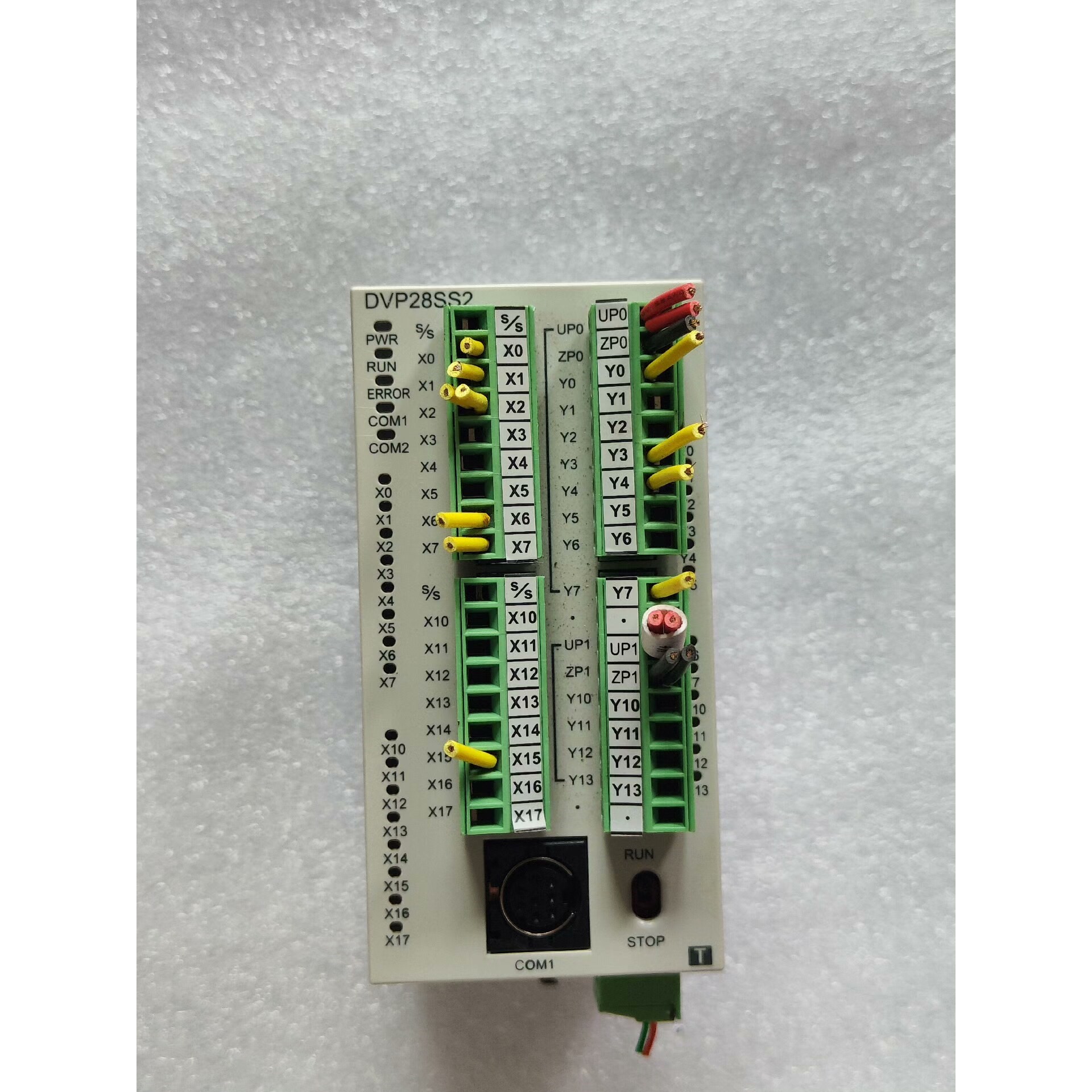 台达PLC控制器DVP28SA211T 实物图功能包好 成色议价产品