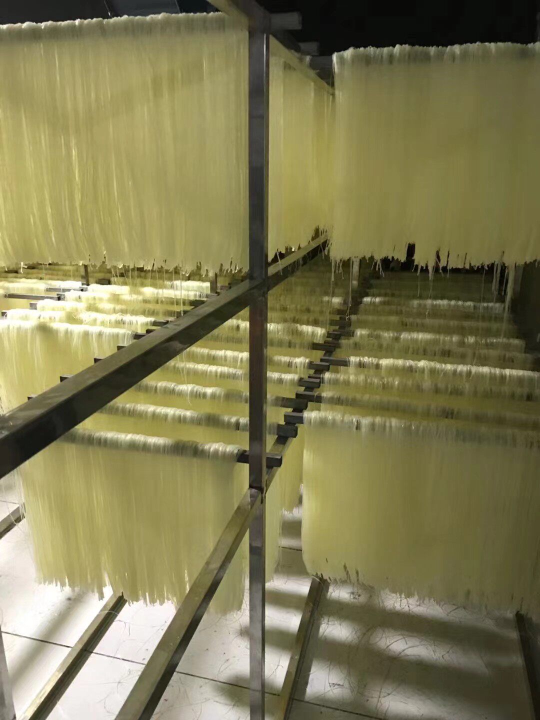 川友粉丝豌豆粉丝红薯粉条山药粉条烘干蕨根粉丝烘干房米粉烘干机