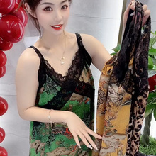 性感吊带睡裙2025新款V领蕾丝睡衣女复古宫廷风中长款时尚家居服