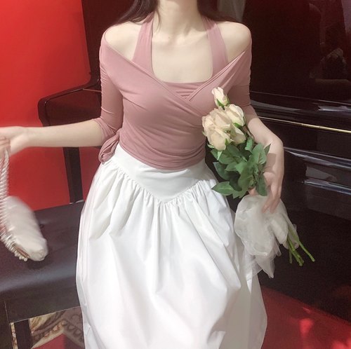 法式v领粉色中袖打底衫修身舞蹈