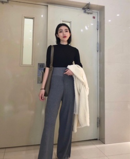 显瘦针织上衣修身 显瘦圆领黑色中袖 毛衣 秒杀 晚时光