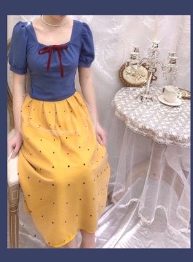 晚时光 秒杀白雪公主风蓝色方领蝴蝶短袖高腰黄色网纱波点半身裙