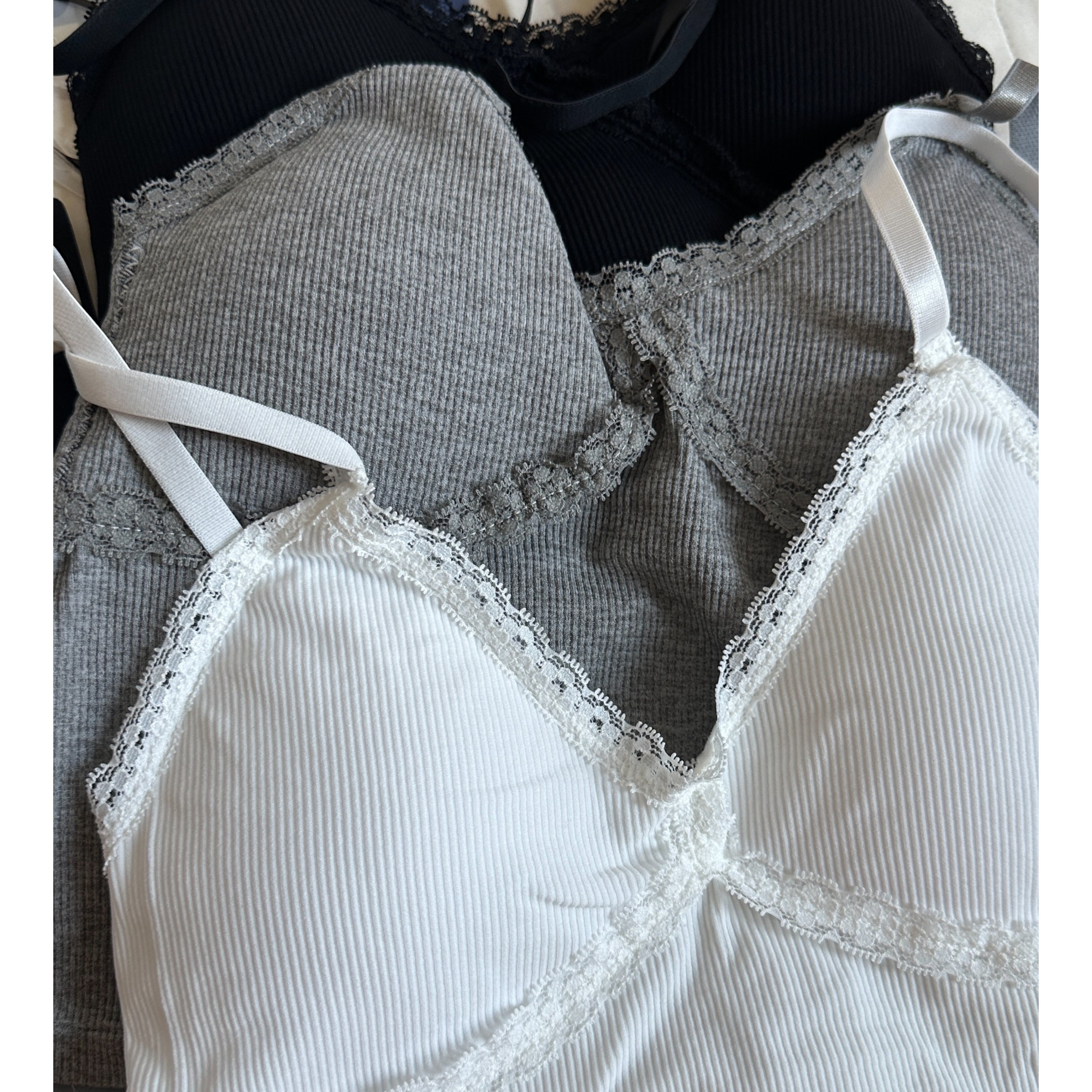 晚时光 5.16 纯欲风含胸垫蕾丝边v领吊带背心 肩带可调节,女装/女士精品,背心吊带,淘宝优惠券,粉丝福利购,淘宝优惠卷