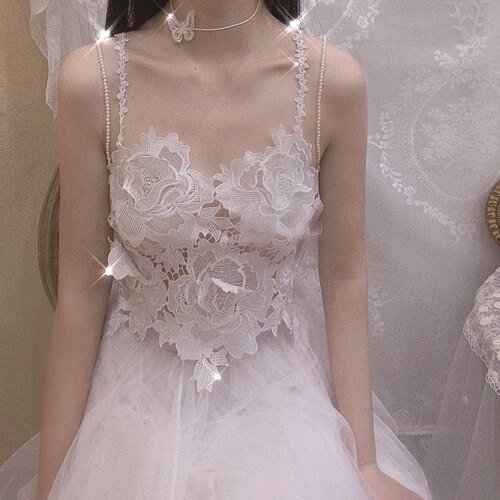 时光蕾丝网纱镂空白色花朵