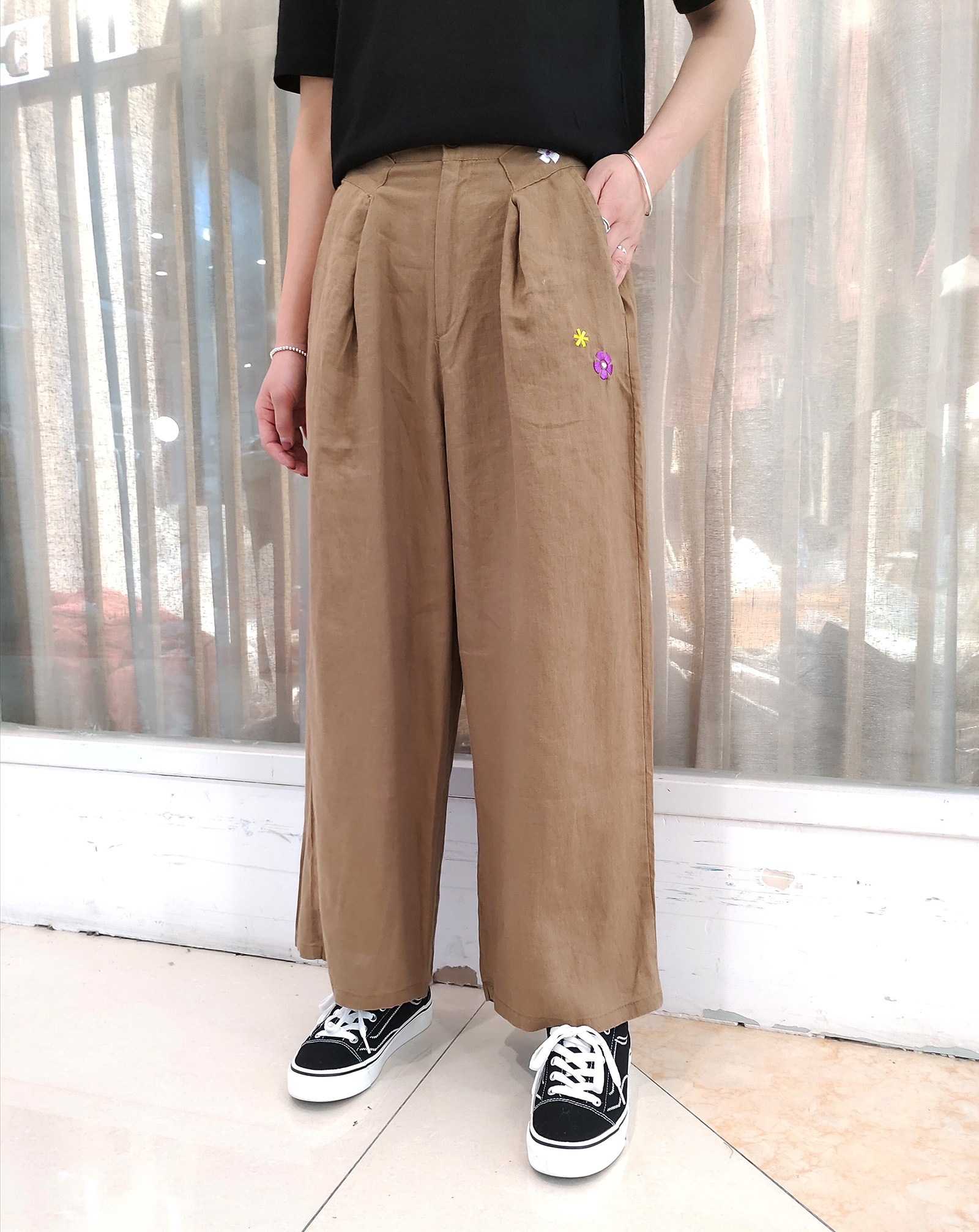 福利  HM-A811韩版小花刺绣半松紧腰亚麻阔腿裤|msdalam kategori Butik wanita / wanita, seluar, seluar santai - dari Buy2taobao.com untuk memberikan perkhidmatan ejen Taobao profesional membeli