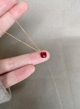 新中式红色方糖吊坠锁骨链女