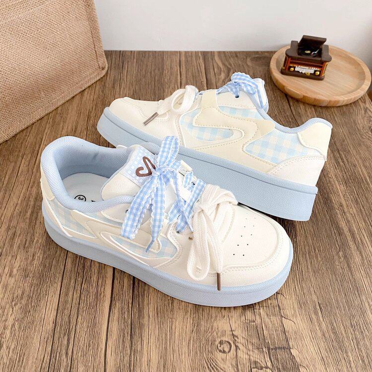 鞋子女秋季2025新款初中生低帮爆款厚底运动鞋学生百搭透气板鞋女