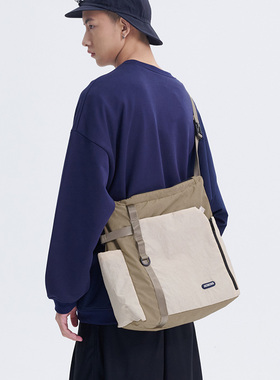 ACROSS斜挎包男机能单肩邮差包大容量通勤电脑包户外防水运动挎包