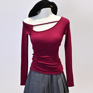 上衣收腰 带胸垫显胸大腰瘦弹力修身 性感镂空一字领斜肩长袖 T恤女