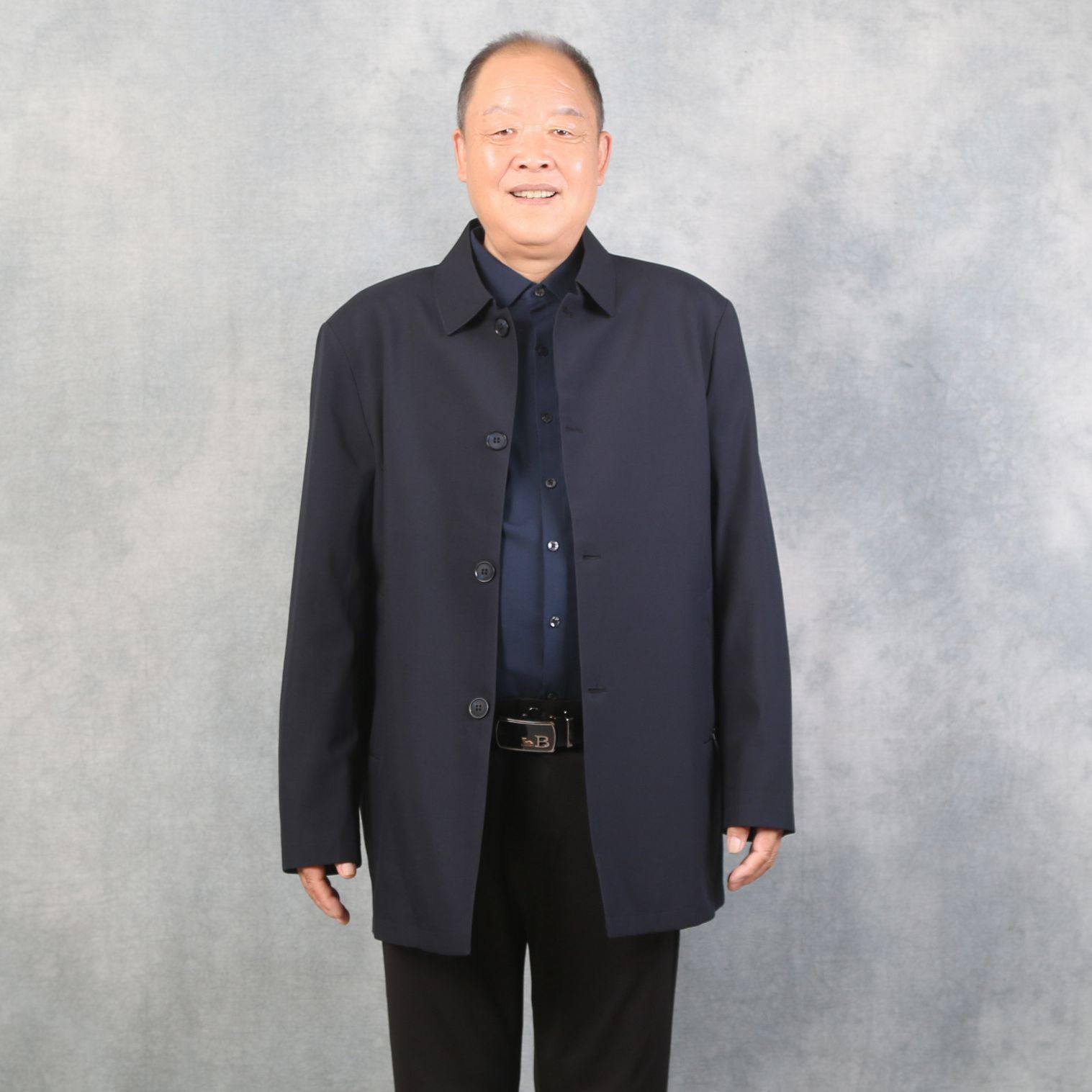 中老年爸爸春秋男装加肥加大中长男士风衣宽松胖人大码外套大衣薄