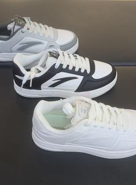 安踏百川丨经典低帮板鞋男鞋2025秋款透气小白鞋运动鞋112538010