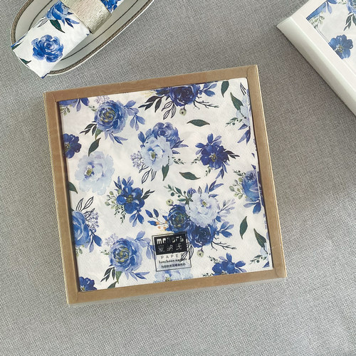 高档60张蓝色青花印花餐巾纸盒装