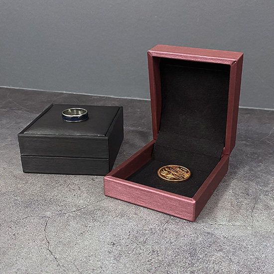 神秘礼盒mysterious gift box瞬间消失变化出物体求婚魔术道具