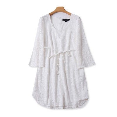 百搭蕾丝镂空连衣裙长袖