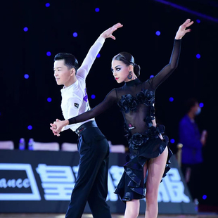 星辰舞服高定花服拉丁舞比赛服重工款量身定制黑色华丽欧美T台秀