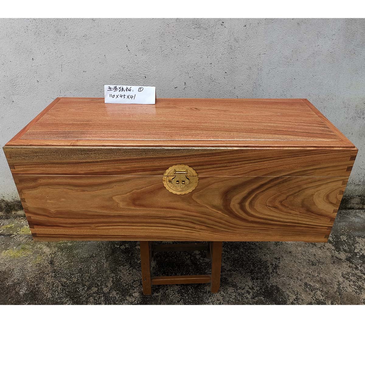 香樟实木箱子衣服防虫