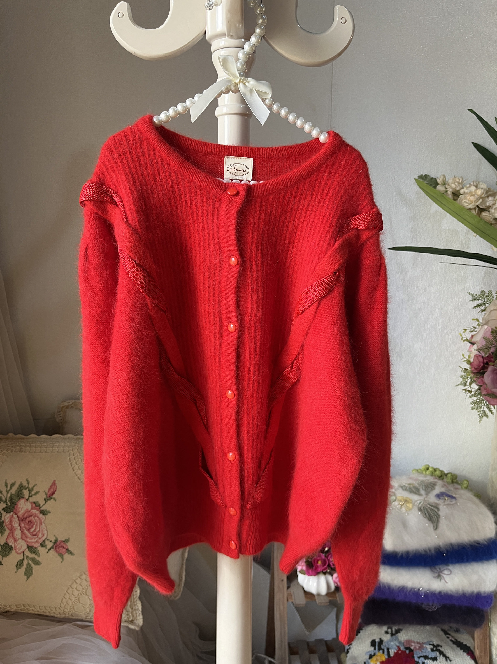 2025新品长袖兔毛毛衣款式一大红喜气麻花辫开衫兔毛毛衣