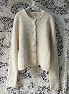 004004新品浅色清新淡雅软糯温暖兔羊毛奶白色小开衫小外套毛衣