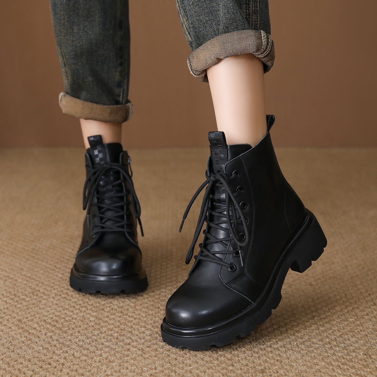 头层牛皮时尚经典马丁靴女棉靴25冬新款真皮保暖加绒休闲百搭短靴