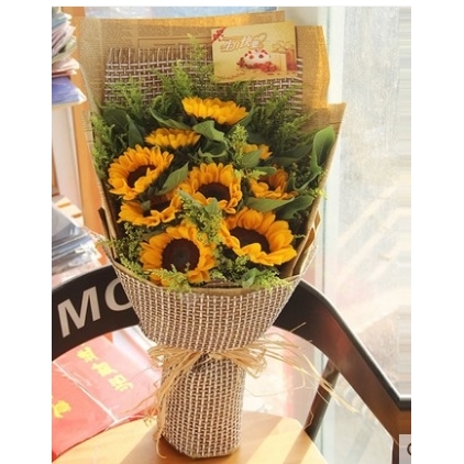 杭州西湖区三墩镇首尔印象象山国际金街美地鲜花店520速递玫瑰