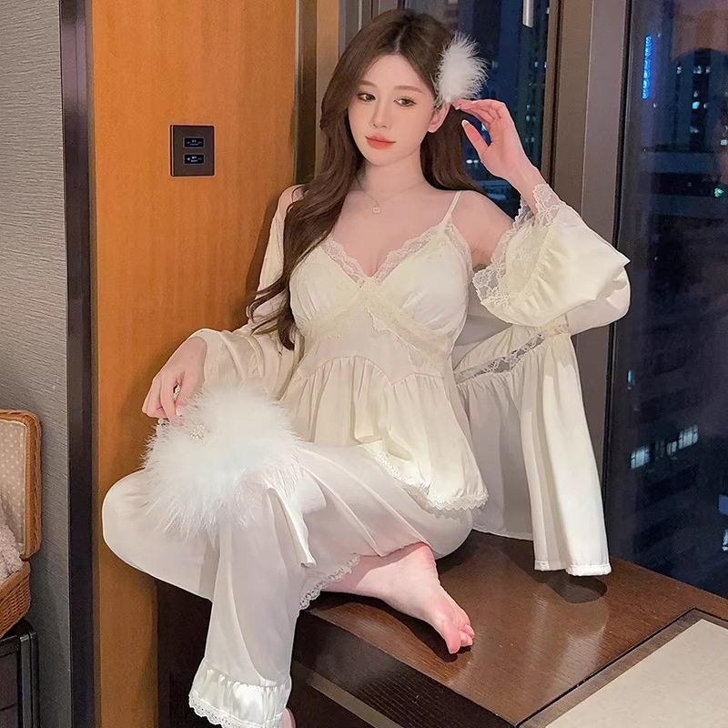 赵露思同款冰丝胸垫睡袍三件套