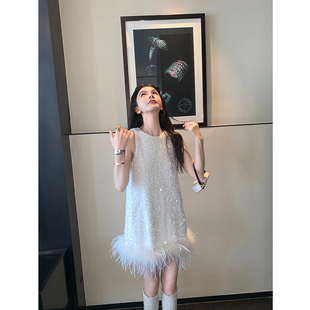 毛绒拼接珠片背心短裙 新款 小香风时尚 白色连衣裙女冬季