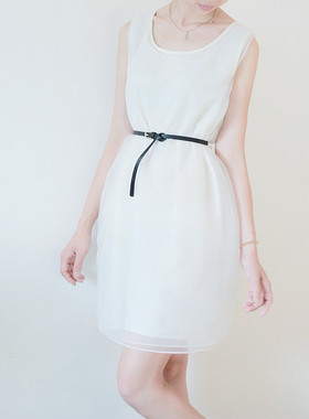 定制款　极简著华双层欧根纱连衣裙