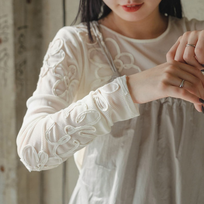 日系刺绣花朵透视长袖T恤女