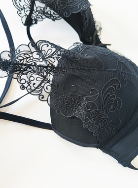 欧美黑色超性感有钢圈蕾丝高档文胸内衣套装挂脖肩带款特价不tui