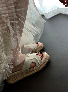 许我耀眼赵露思原款ShānRen真皮一字凉拖鞋女夏外穿草编厚底高跟