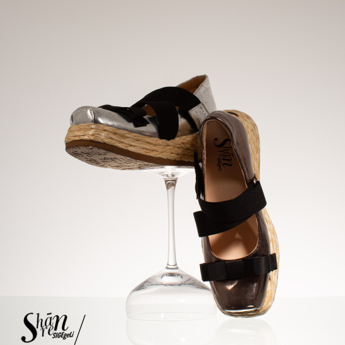 真皮软底舒适浅口单鞋