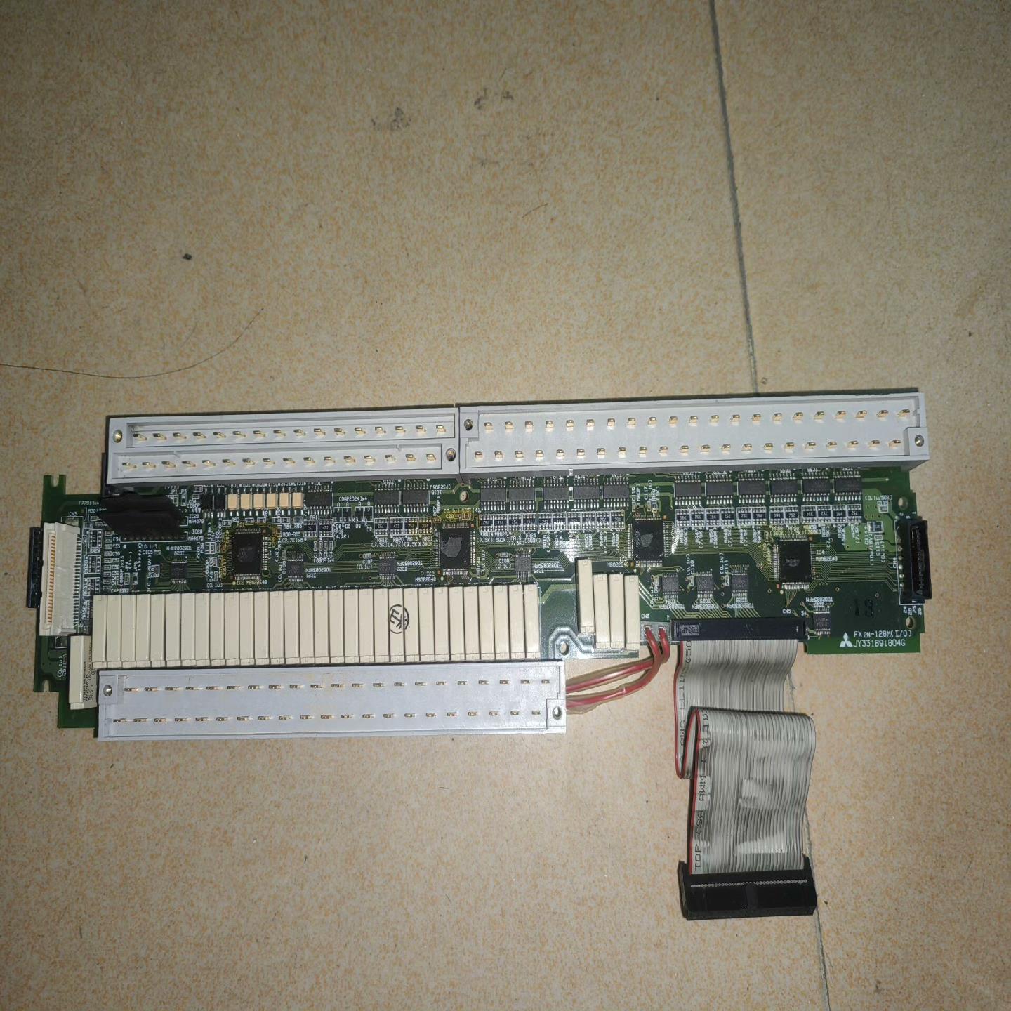 三菱FX2N-128MR-001中板IO板；议价