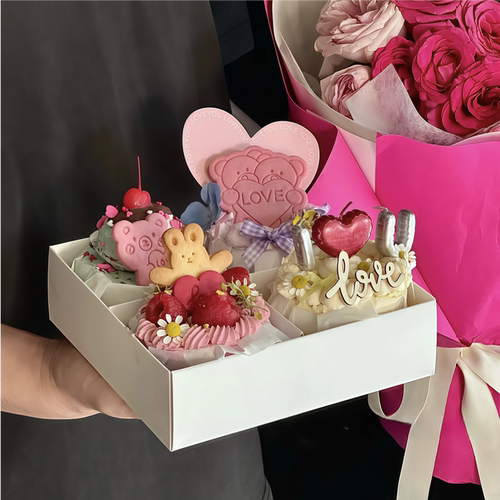 214情人节快乐粉色小熊饼干四宫格四拼蛋糕装饰摆件ilove you蜡烛