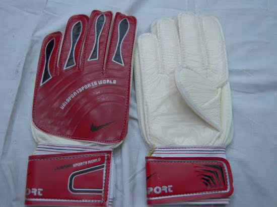 Gants de football - Ref 2593862 Image 1