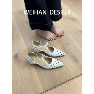 女夏波点玛丽珍镂空坡跟一字扣单鞋 尖头粗跟中空凉鞋 法式 羊皮版
