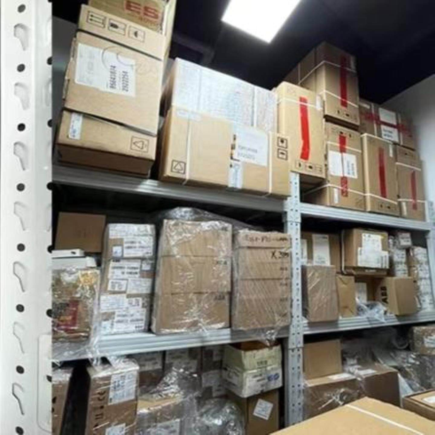 8EI4X5HWD100100-18EI4X5HWD100700-1贝加莱ACOPOS P3驱动器