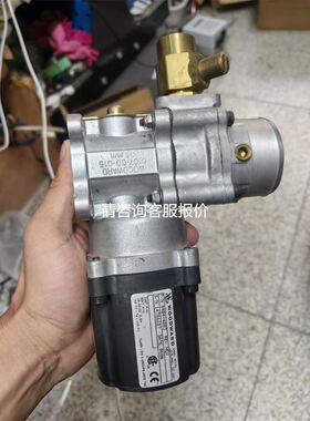棚极驱动ICCc1801。2300片，卖3000元议价