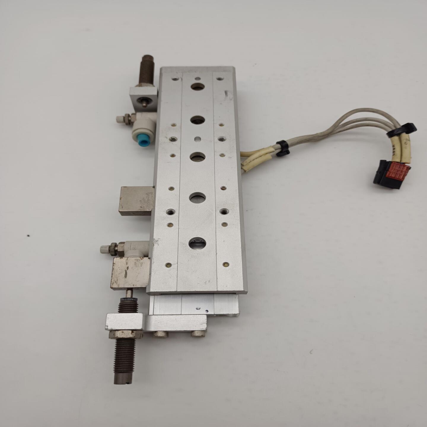 拆机滑台气缸MXS8L-75B带传感器D-A93现货实物图