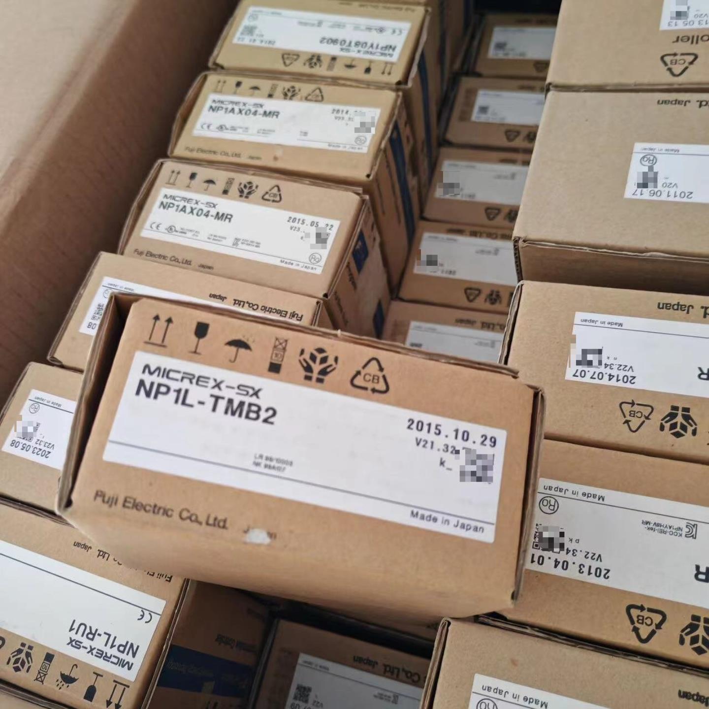 NP1L-RS1235LW1PD1 PS1 NP1PH-0816 NP8B-TB NP2L-OE实拍图