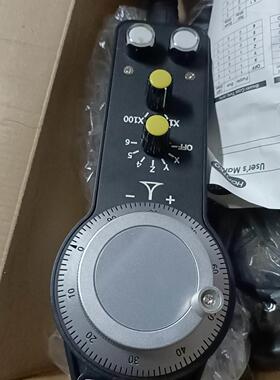 拆机RSERIES控制器R2100E-A01-R02-PA1-SU-MD-VAC非实