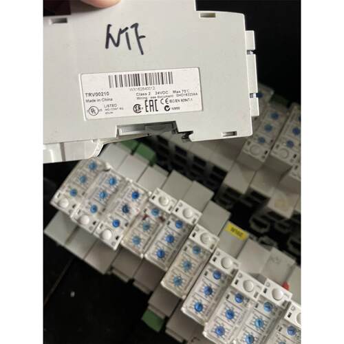 BES0087 BES M18MI-PSC50B-S04K 接近开关为准